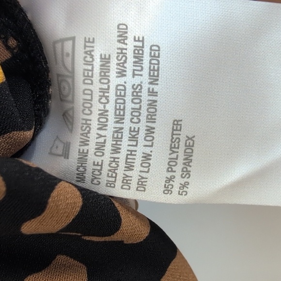 IMAN ANIMAL PRINT CROPPED BLOUSE SIZE SMALL - Picture 5 of 5